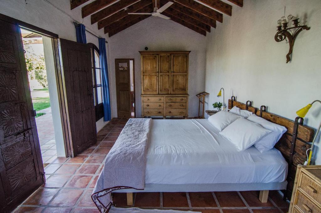 Rancho Del Ingles Bed & Breakfast อาเลาริน เดลา ตอร์เร ห้อง รูปภาพ